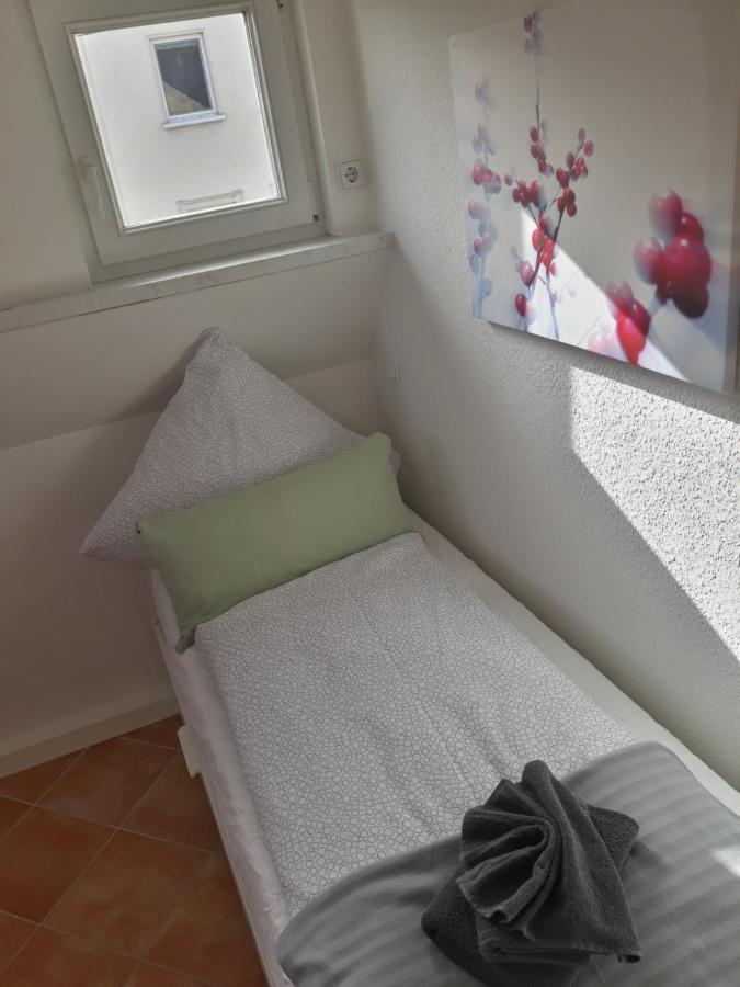 Ferienwohnung Katrin - Nahe Chemnitz Limabach - Oberfrohna Exterior foto